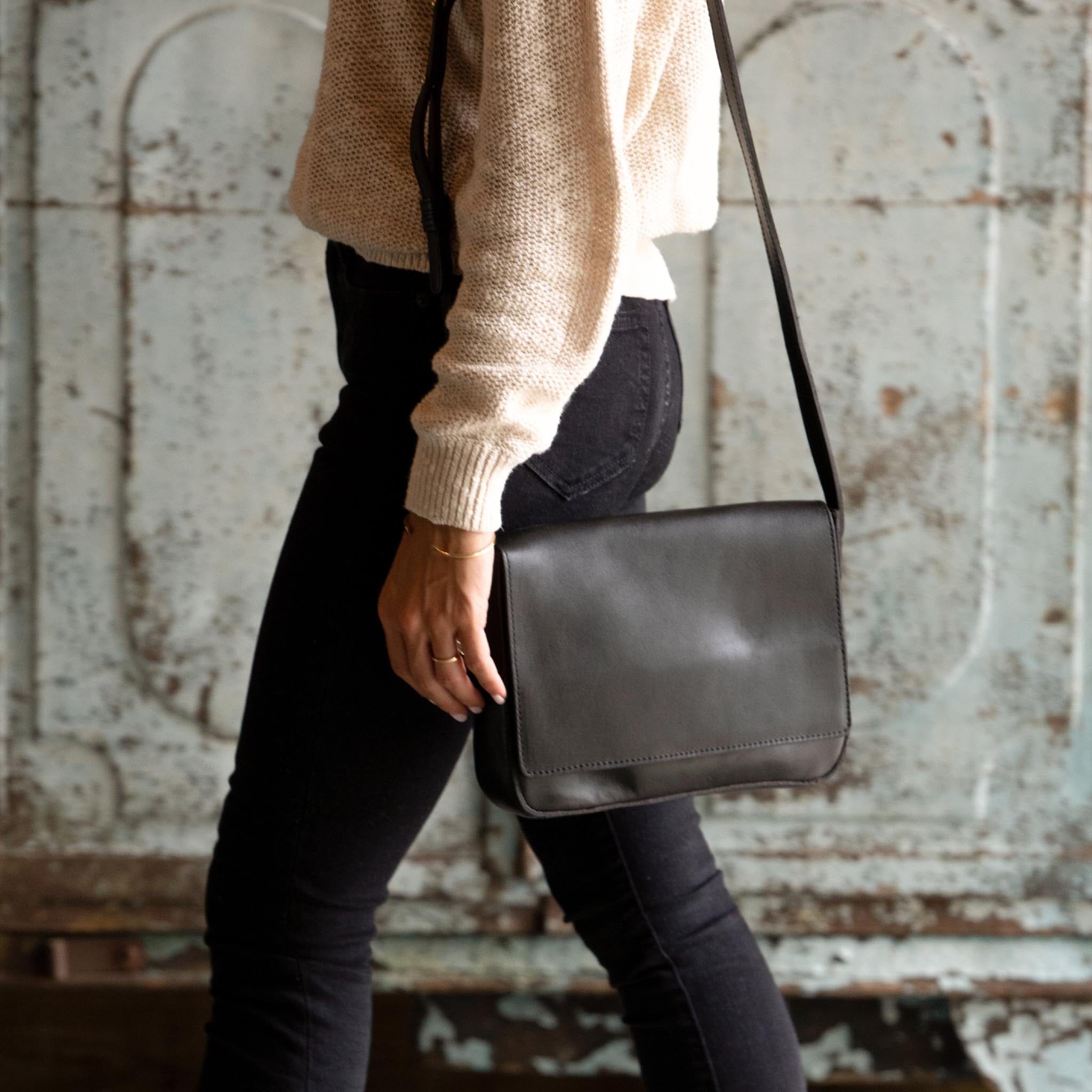 Women's Crossbody, Shoulder Bags & Wallets | Levi's® GB