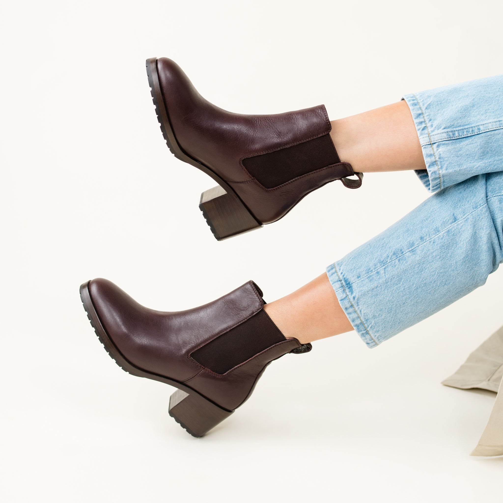 Ana Go-To Heeled Chelsea Boot Wine