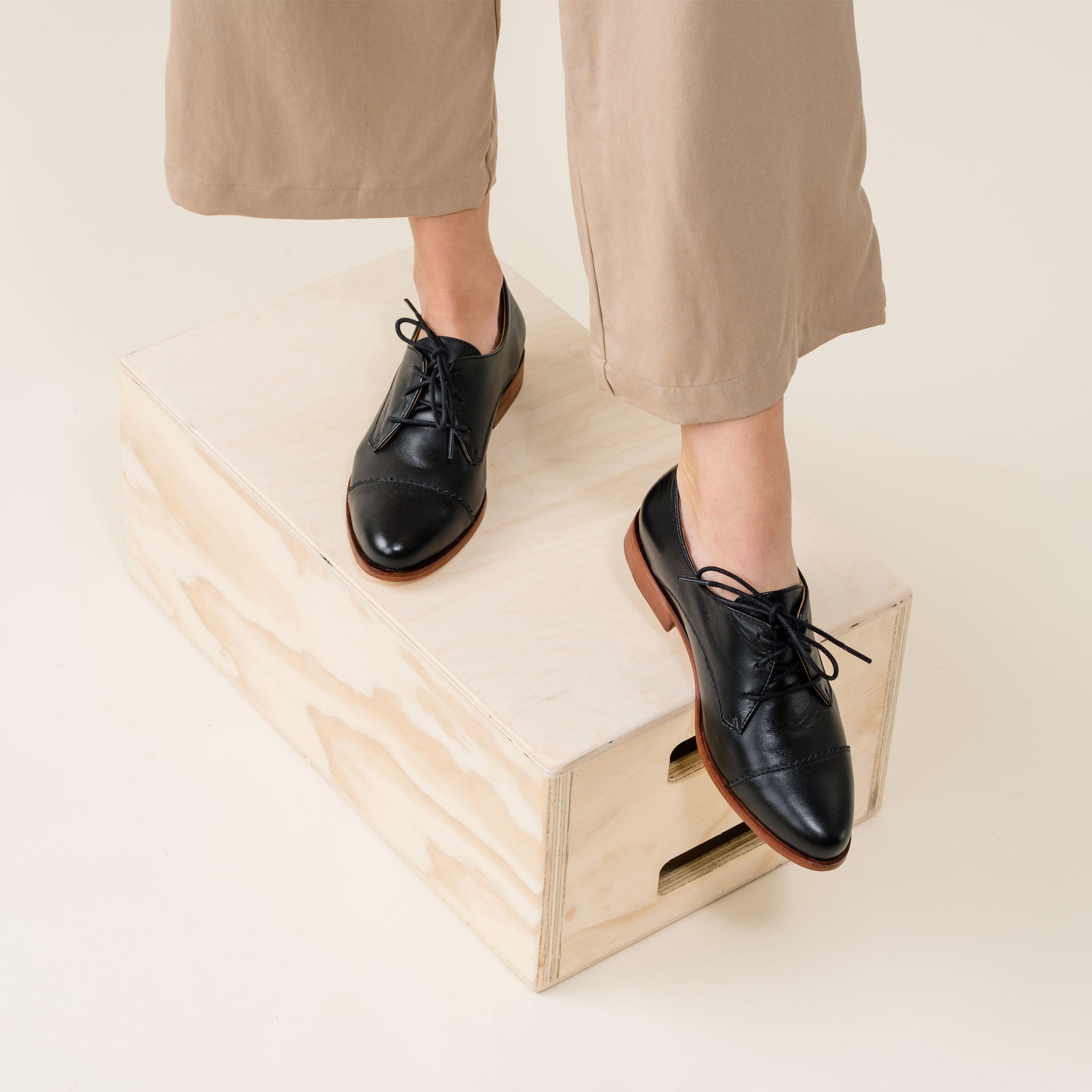 Emilia Cap Toe Oxford Black