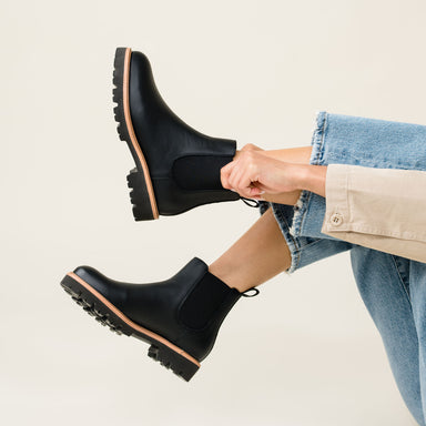 Nisolo - Go-To Lug Chelsea Boot 2.0 Black