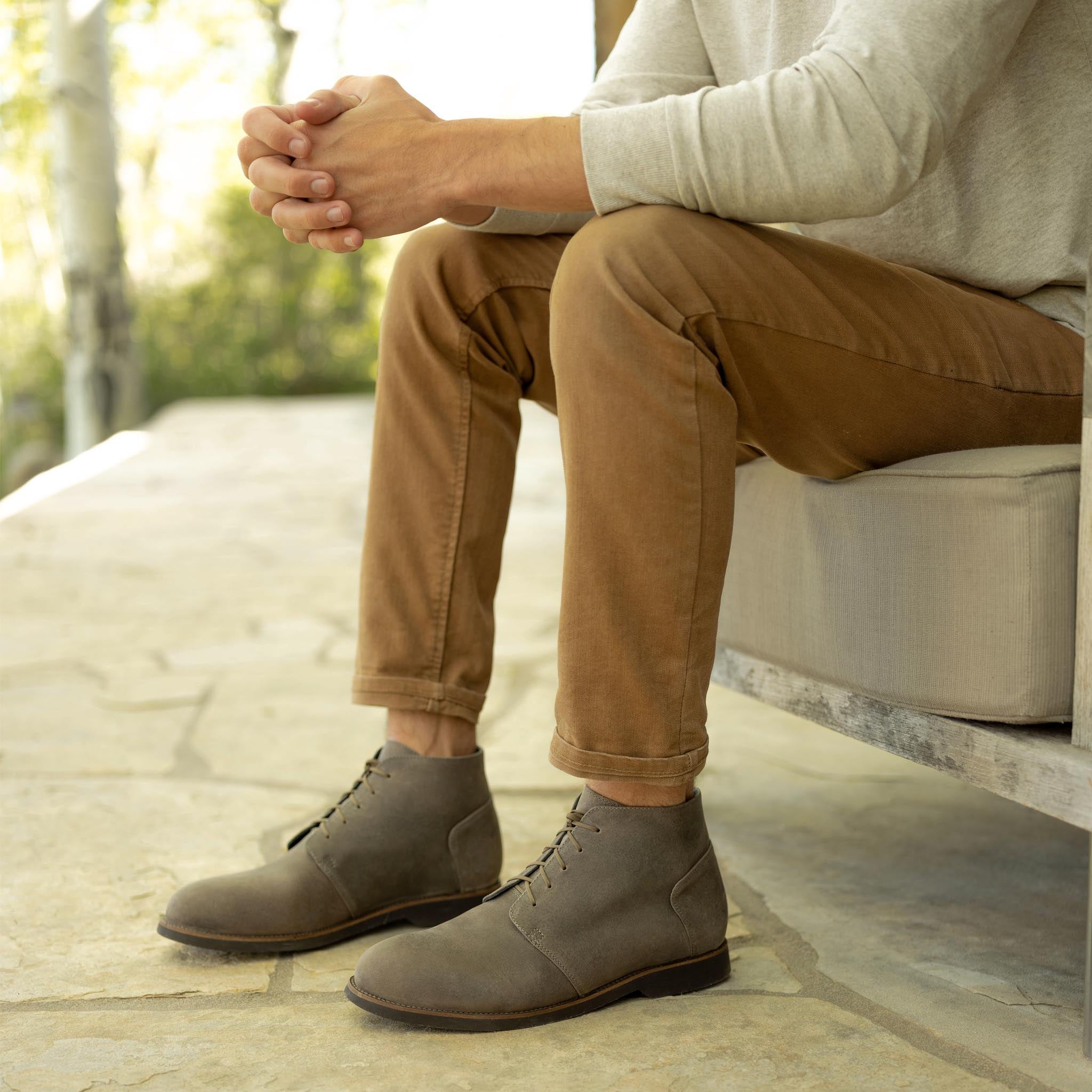 Grey chukka hot sale boots mens