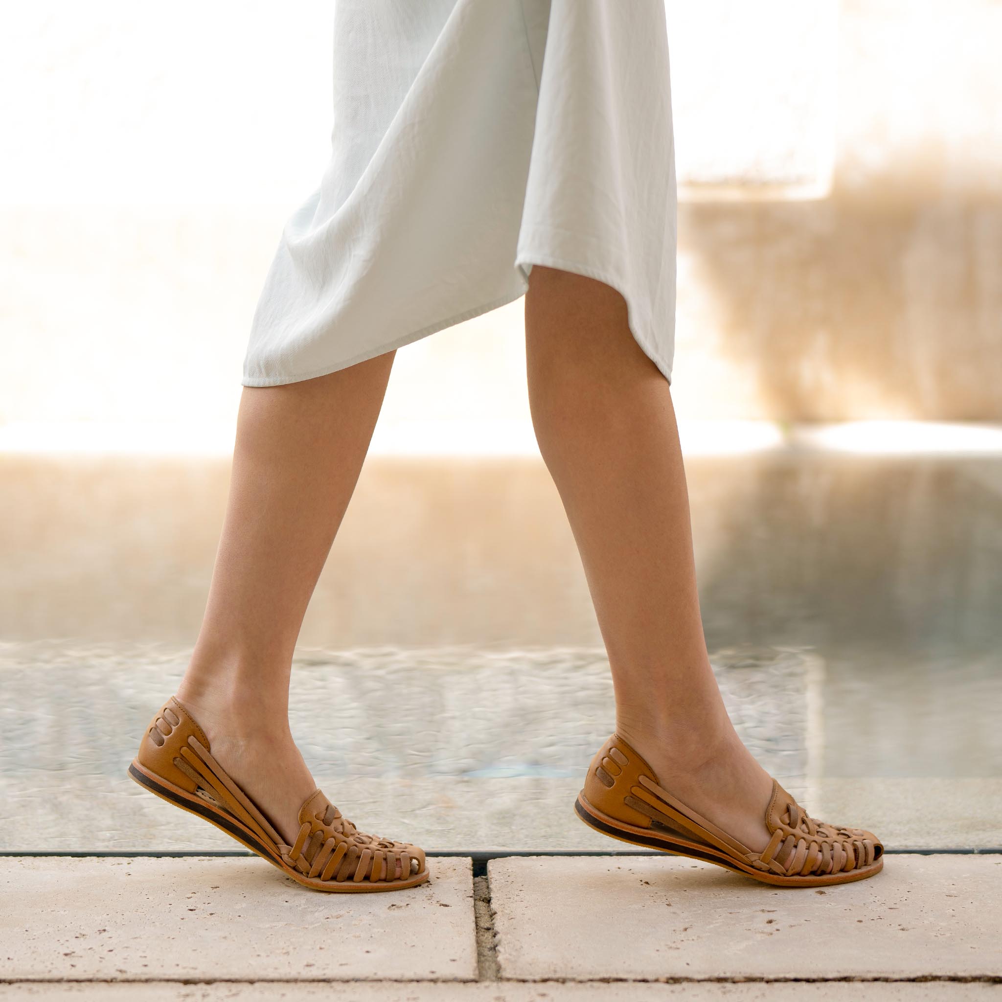 Image 2 Women's Huarache Sandal Saddle Brown Colorblock Women's Leather Slip On Nisolo on model